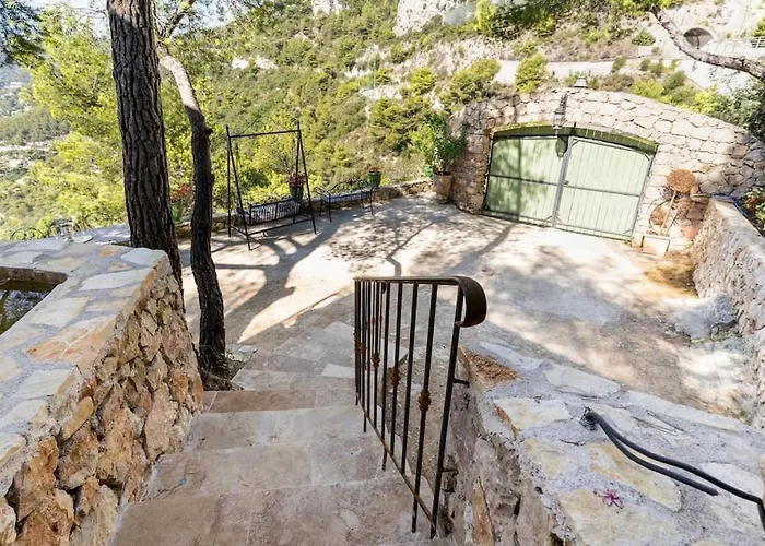 Maison Exceptionnelle *